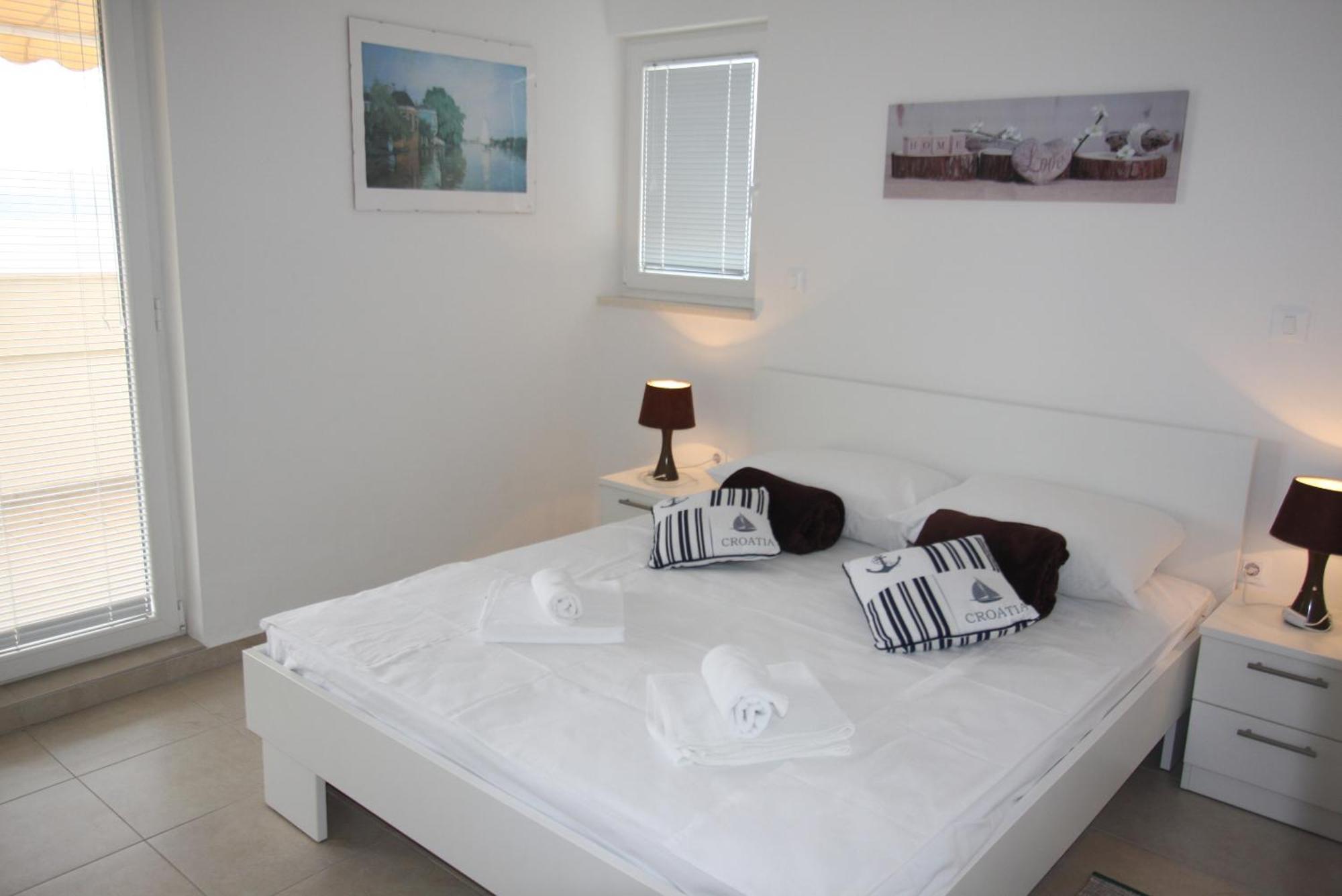 Mimice Bay Apartments Екстериор снимка