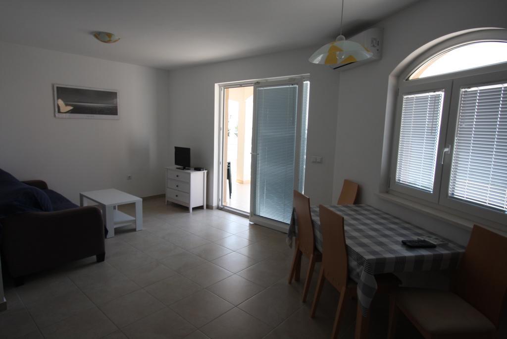 Mimice Bay Apartments Екстериор снимка